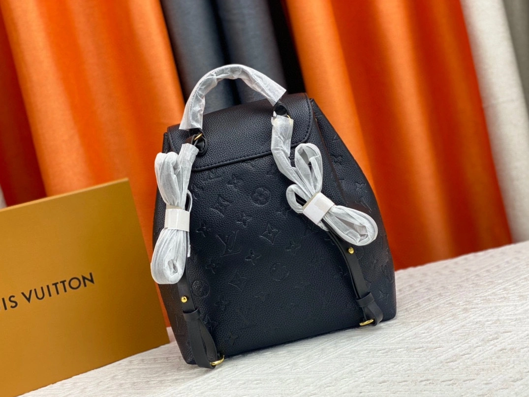 Flexible 2099 Louis Vuitton AAA Quality Backpacks For Women