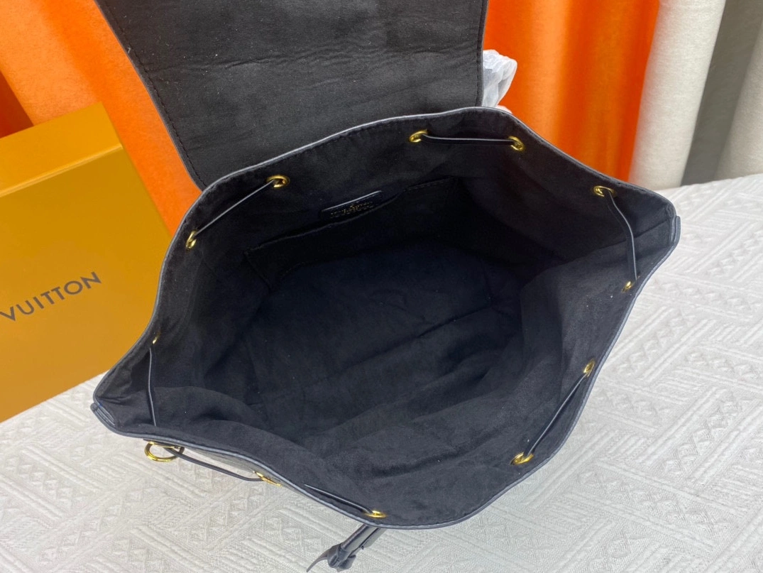 Flexible 2099 Louis Vuitton AAA Quality Backpacks For Women