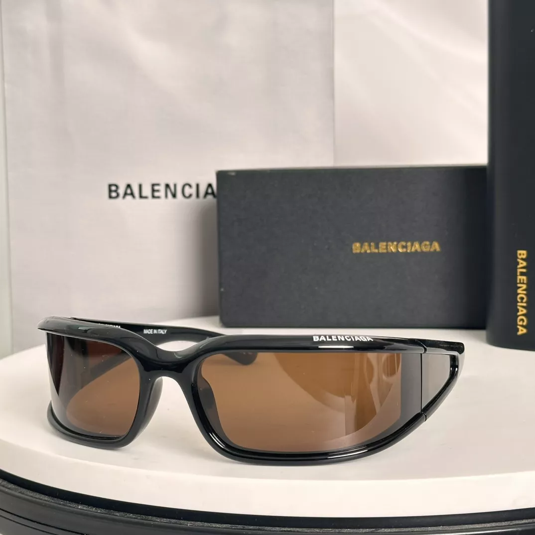 Flexible 2108 Balenciaga AAA Quality Sunglasses