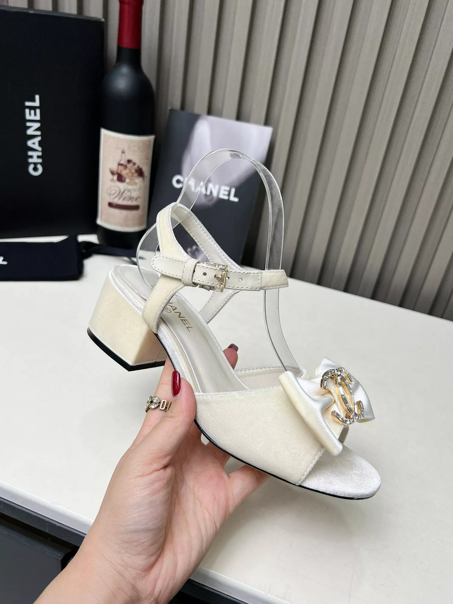 Flexible 212 Chanel Sandal For Women