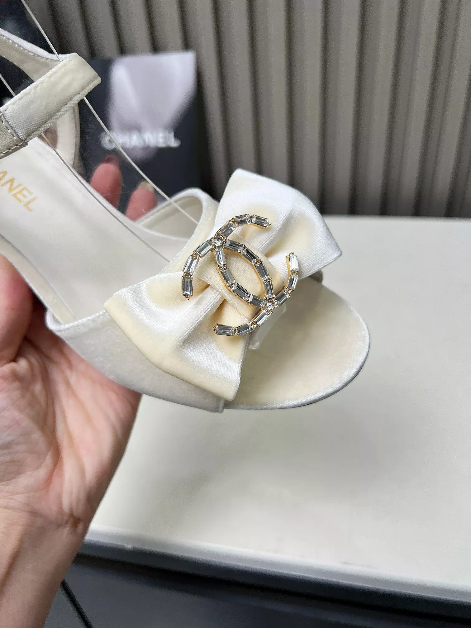 Flexible 212 Chanel Sandal For Women