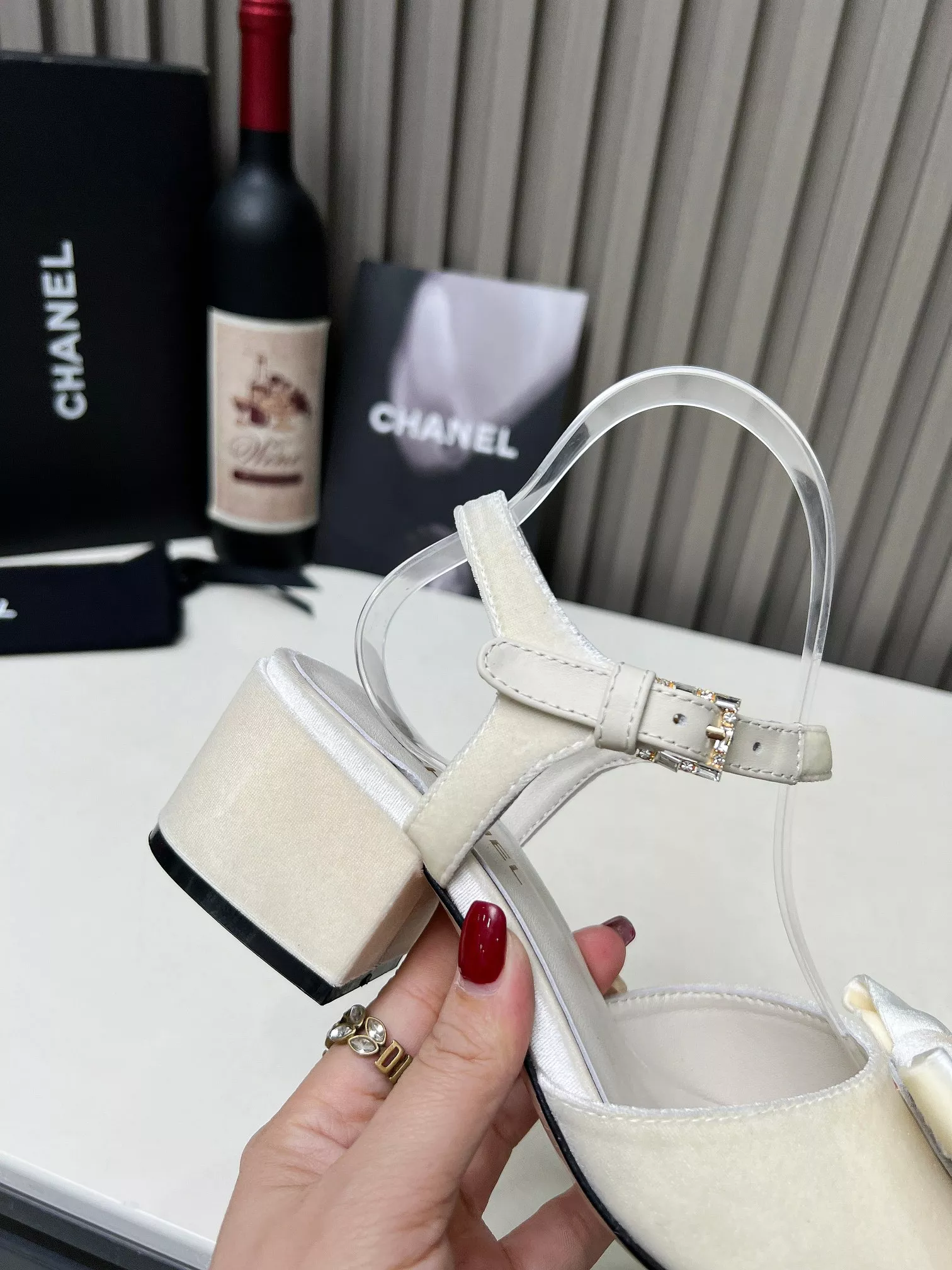 Flexible 212 Chanel Sandal For Women