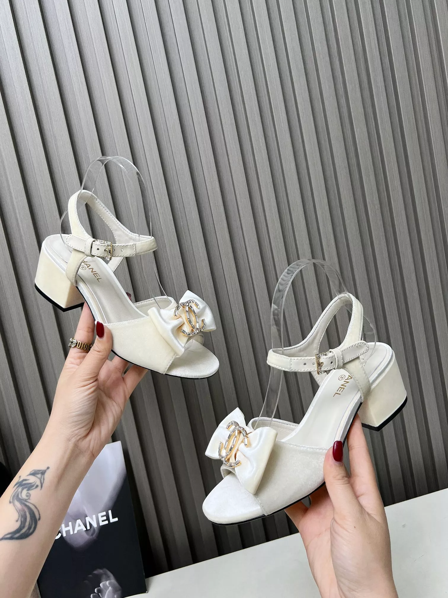 Flexible 212 Chanel Sandal For Women