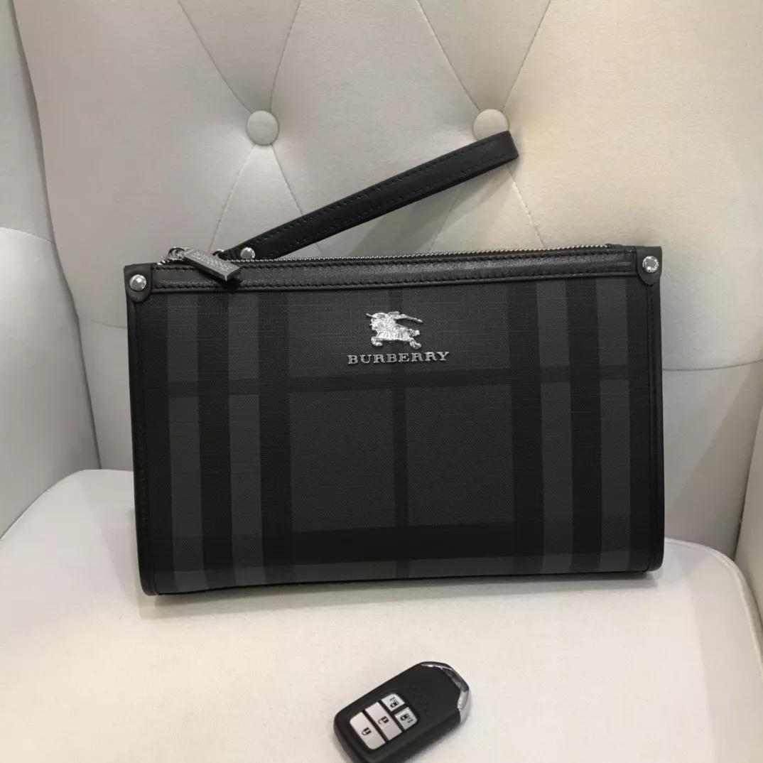 Flexible 2293 Burberry AAA Man Wallets