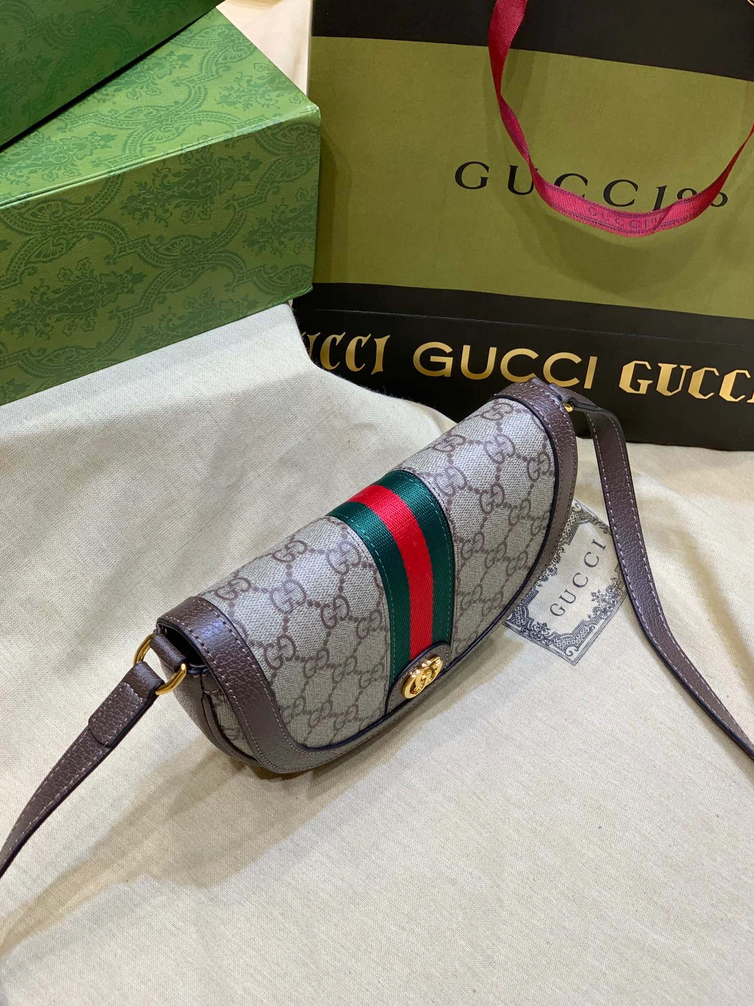 Flexible 2310 Gucci AAA Quality Messenger Bags For Women