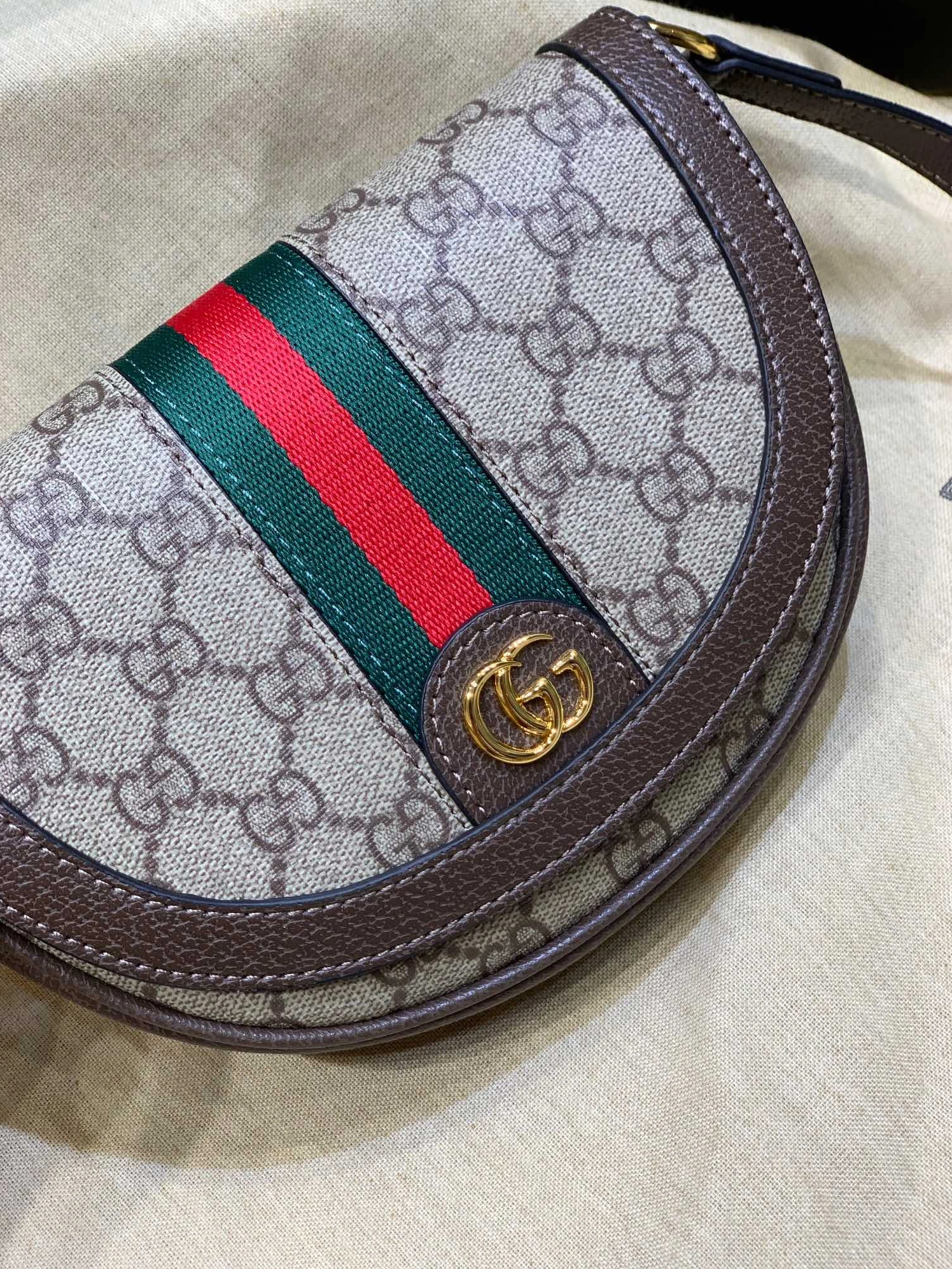 Flexible 2310 Gucci AAA Quality Messenger Bags For Women