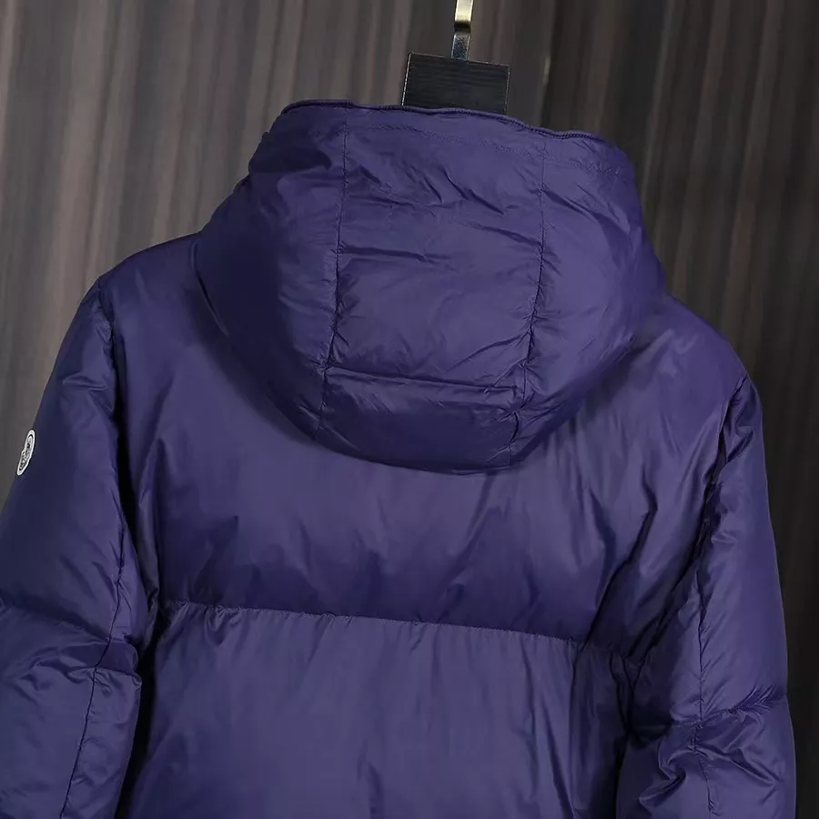 Flexible 2363 Moncler Down Feather Coat Long Sleeved For Men