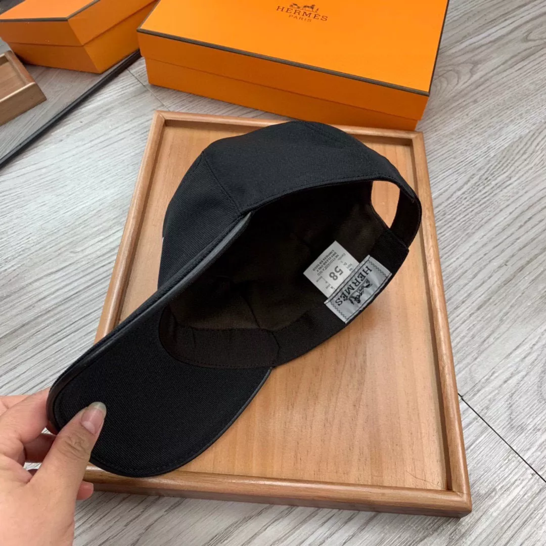 Flexible 2412 Hermes Caps