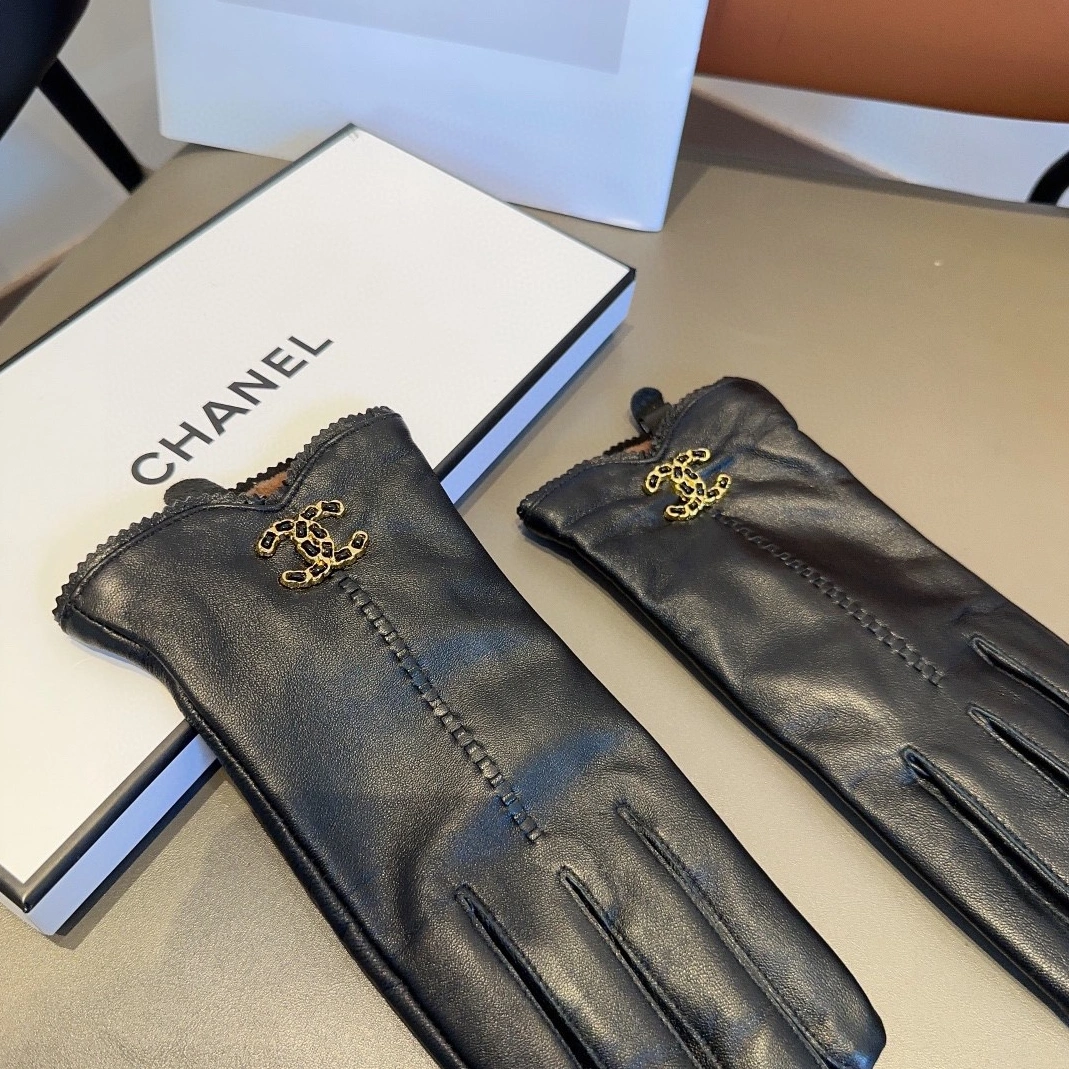 Flexible 2474 Chanel Gloves For Women