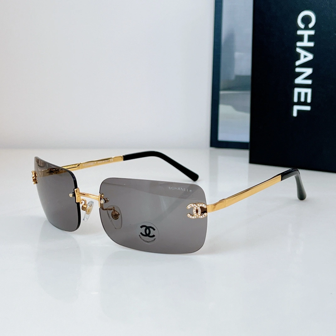 Flexible 252 Chanel AAA Quality Sunglasses