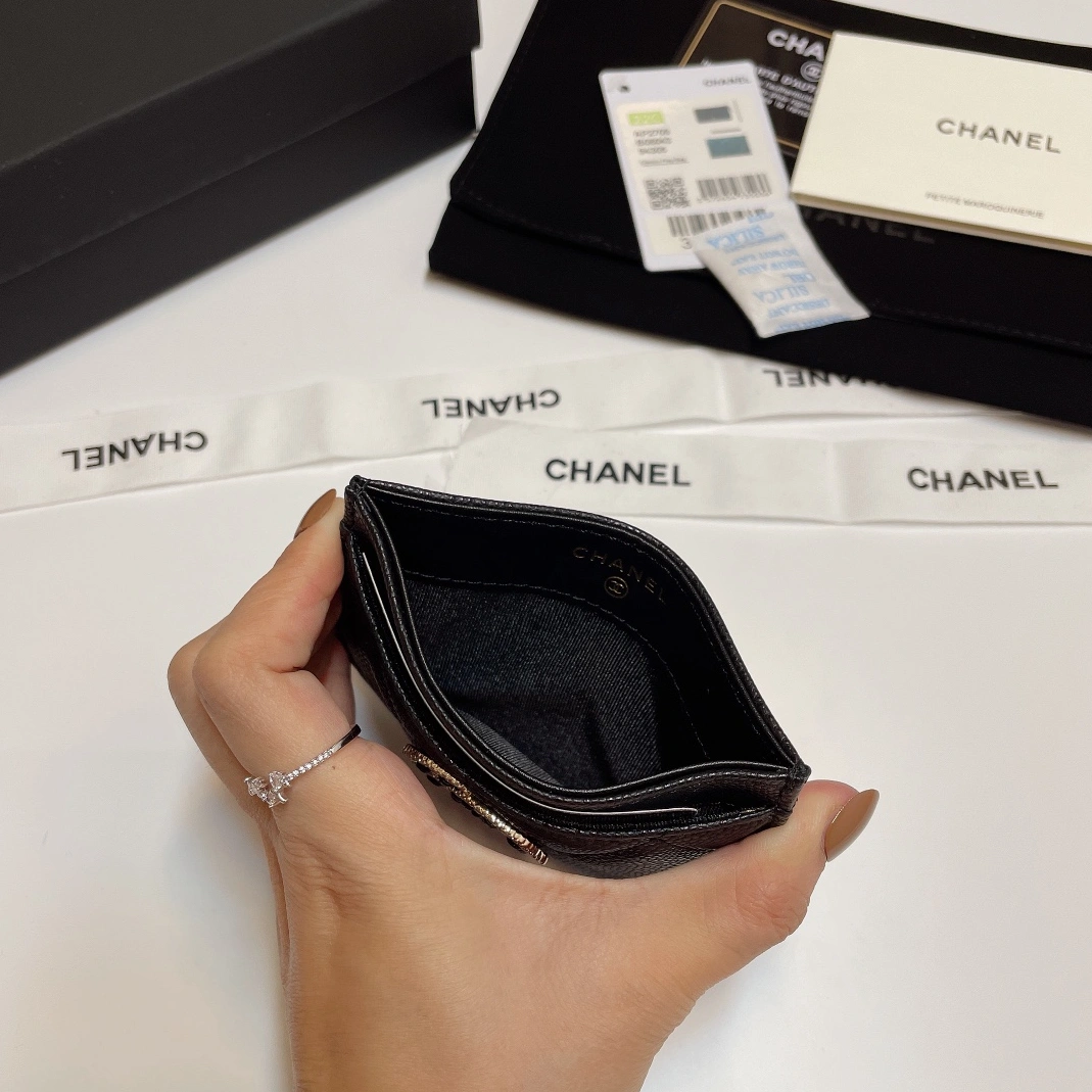 Flexible 2632 Chanel Card Case