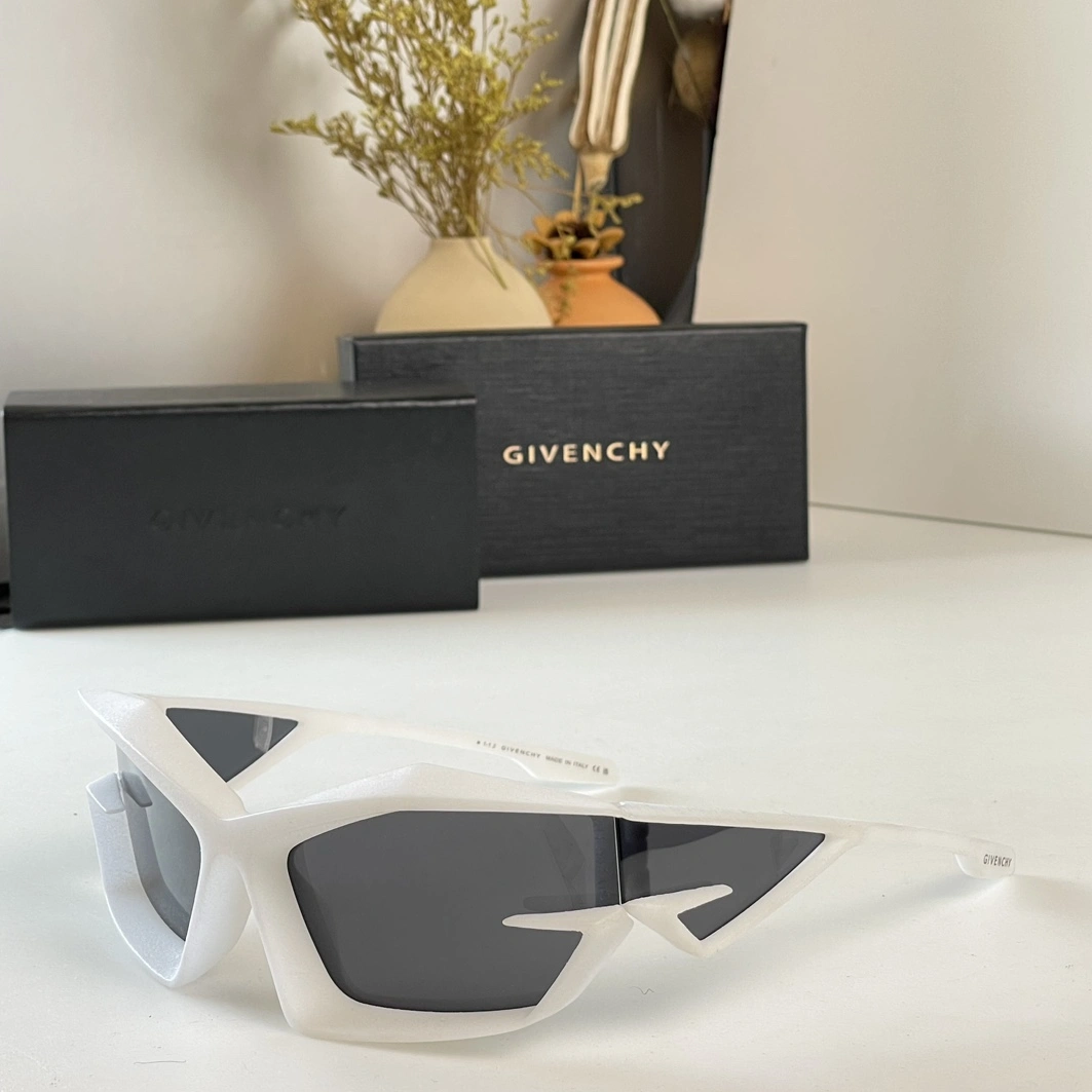 Flexible 284 Givenchy AAA Quality Sunglasses