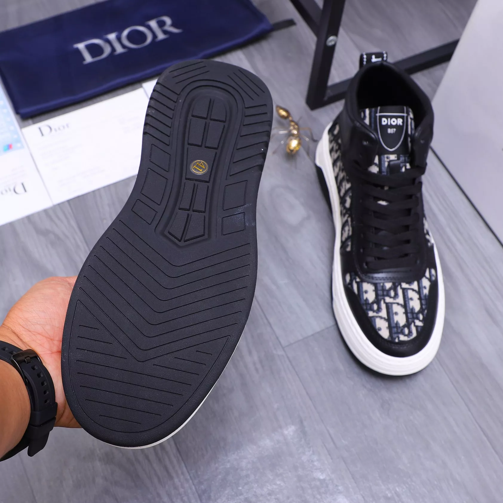 Flexible 2841 Christian Dior High Top Shoes For Men