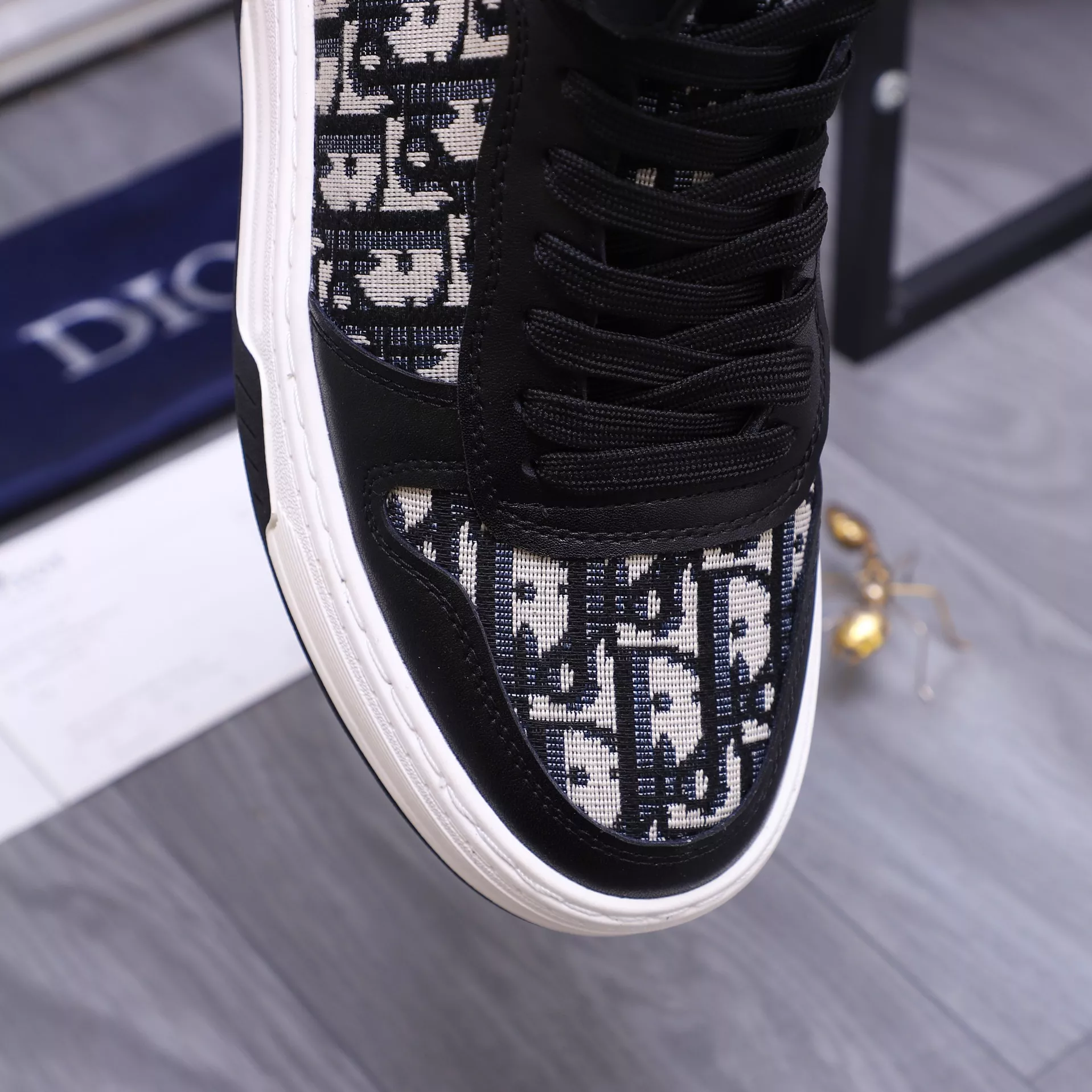 Flexible 2841 Christian Dior High Top Shoes For Men