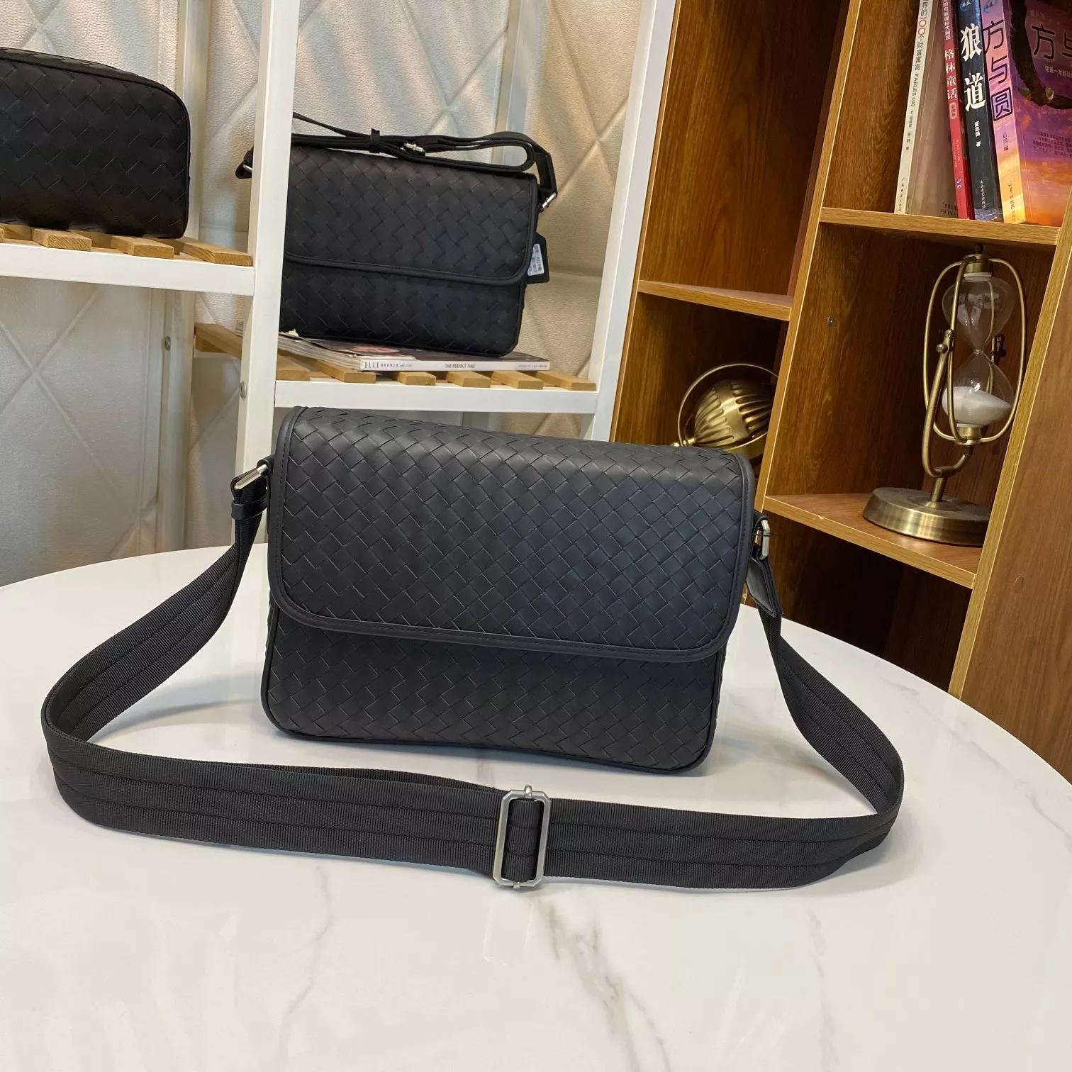 Flexible 2880 Bottega Veneta AAA Man Messenger Bags