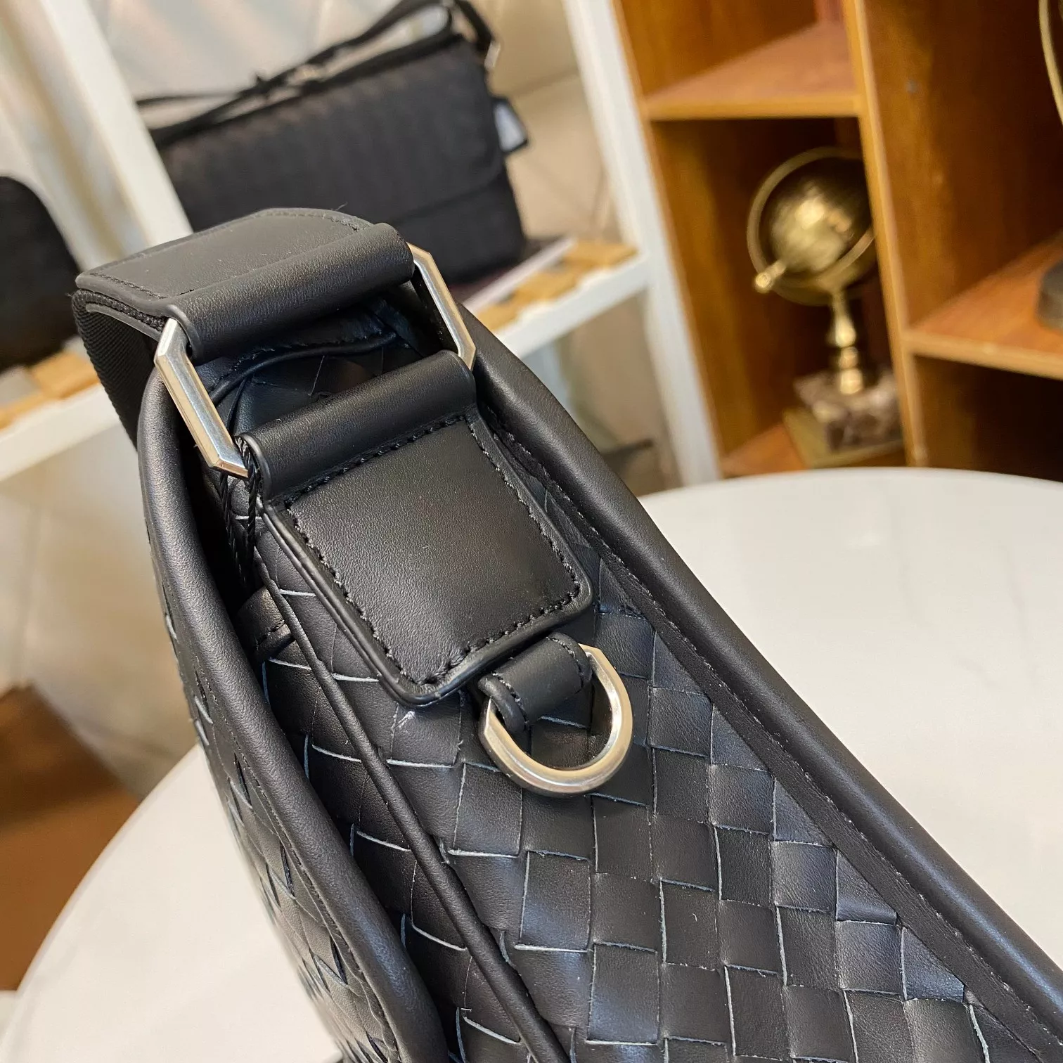 Flexible 2880 Bottega Veneta AAA Man Messenger Bags
