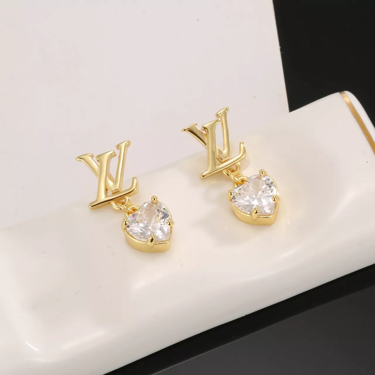 Flexible 2951 Louis Vuitton Earrings For Women