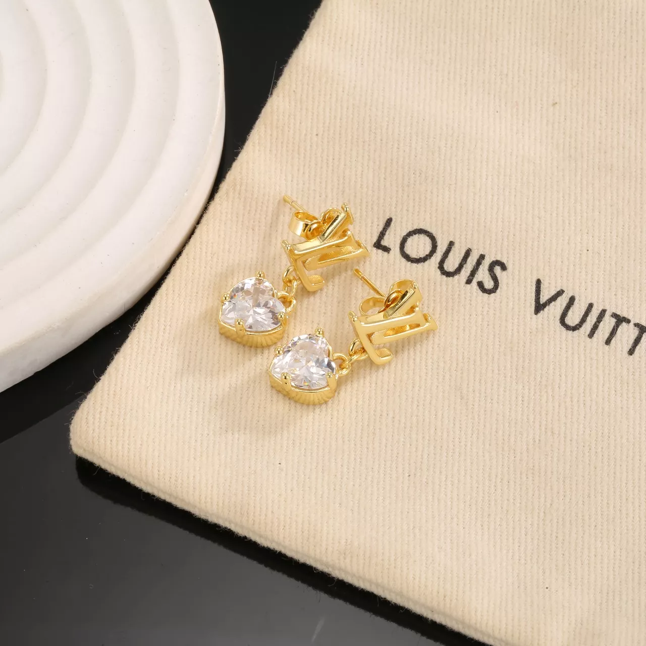 Flexible 2951 Louis Vuitton Earrings For Women