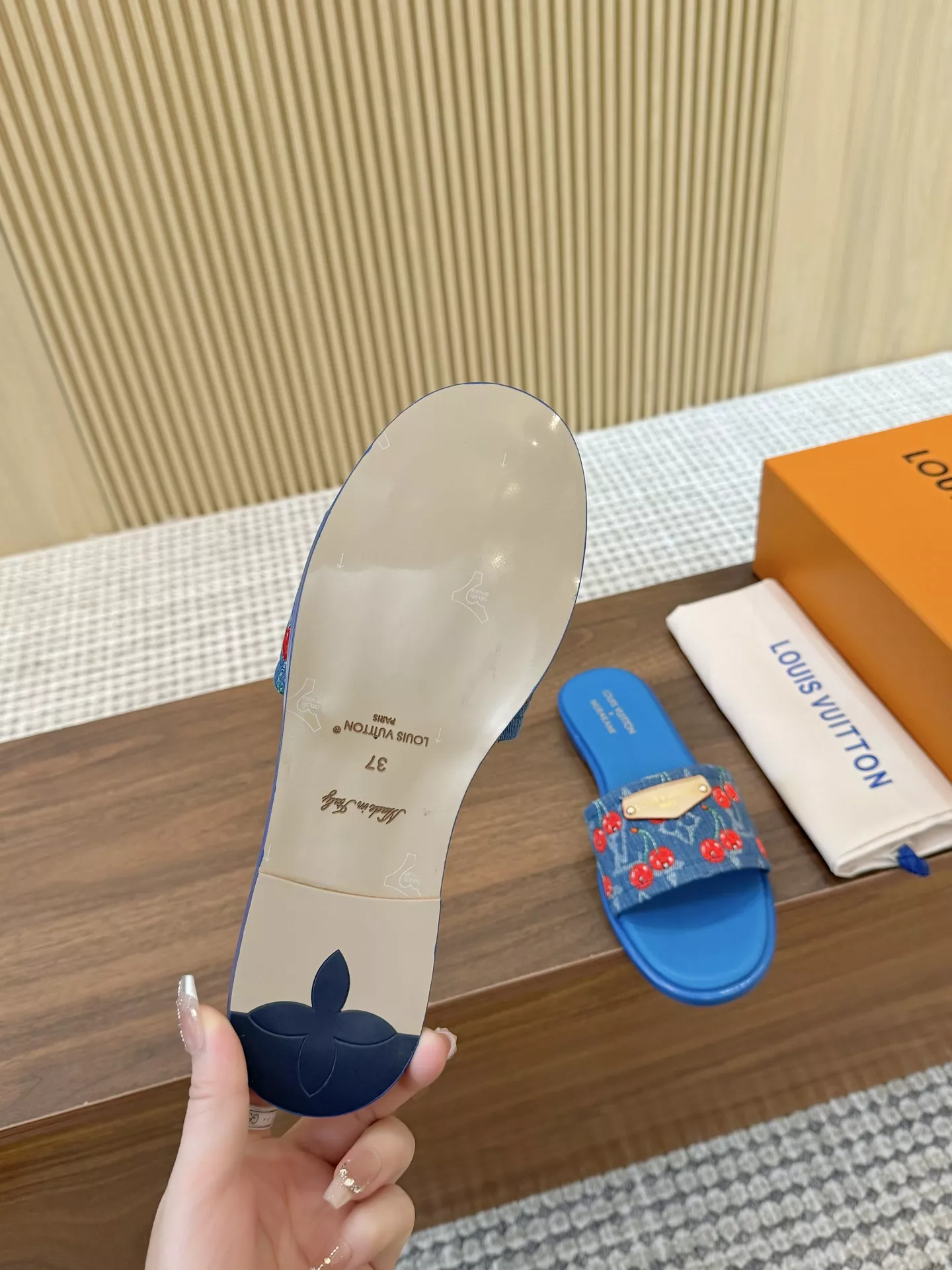 Flexible 2982 Louis Vuitton Slippers For Women
