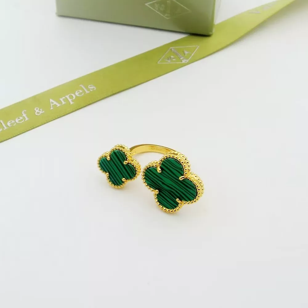 Flexible 3137 Van Cleef & Arpels Rings For Women