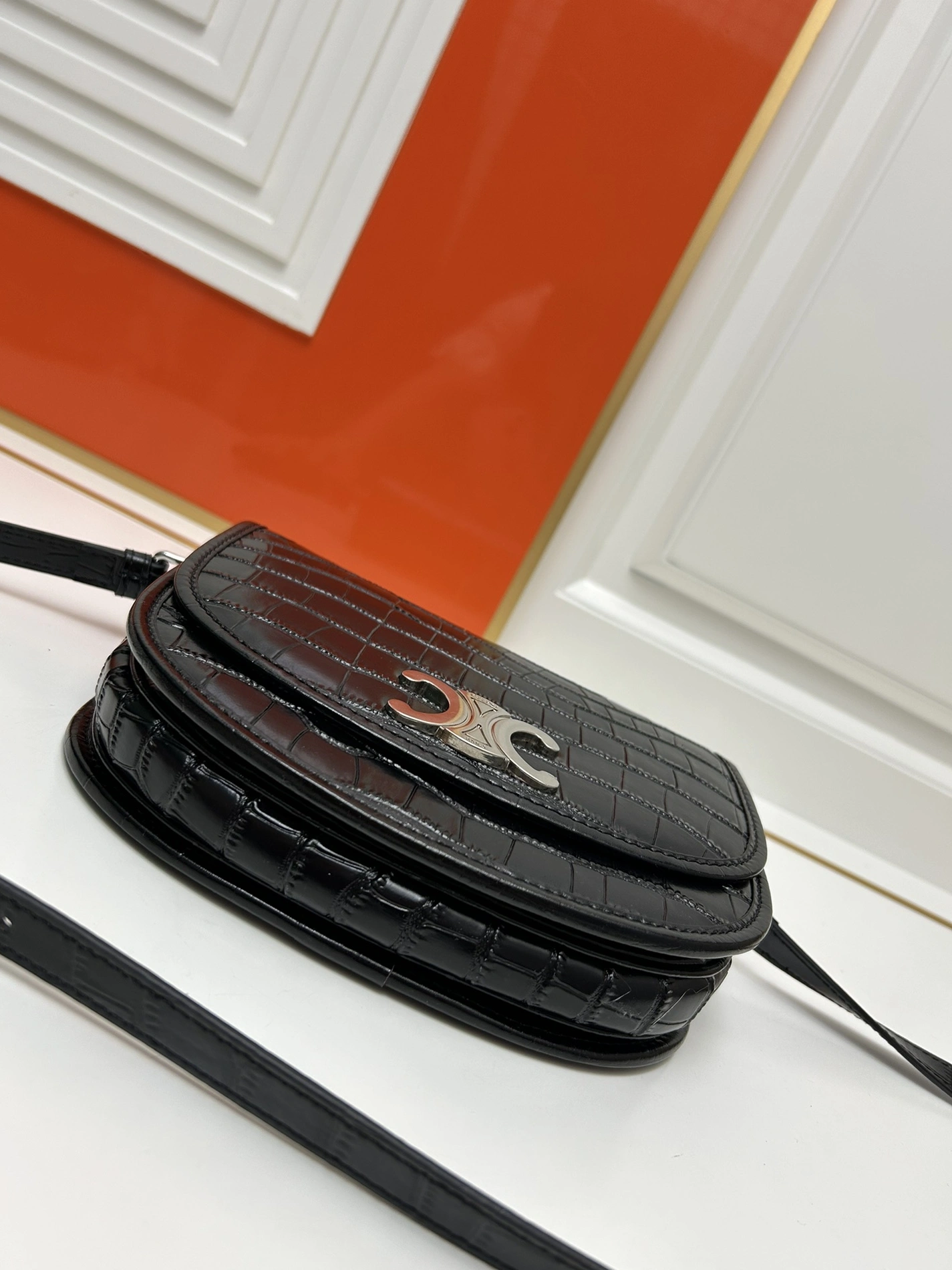 Flexible 3217 Celine AAA Quality Messenger Bags For Women