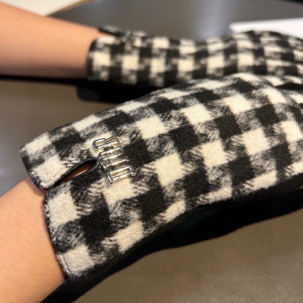 Flexible 3409 Christian Dior Gloves