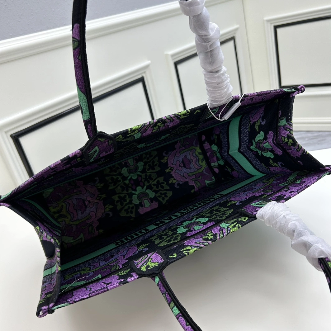 Flexible 353 Christian Dior AAA Quality Tote-Handbags For Women