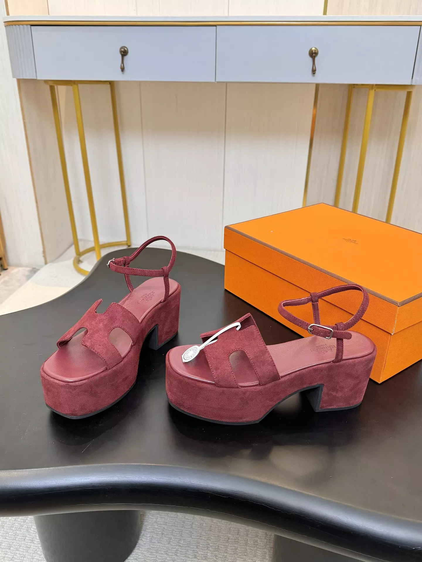 Flexible 368 Hermes Sandal For Women