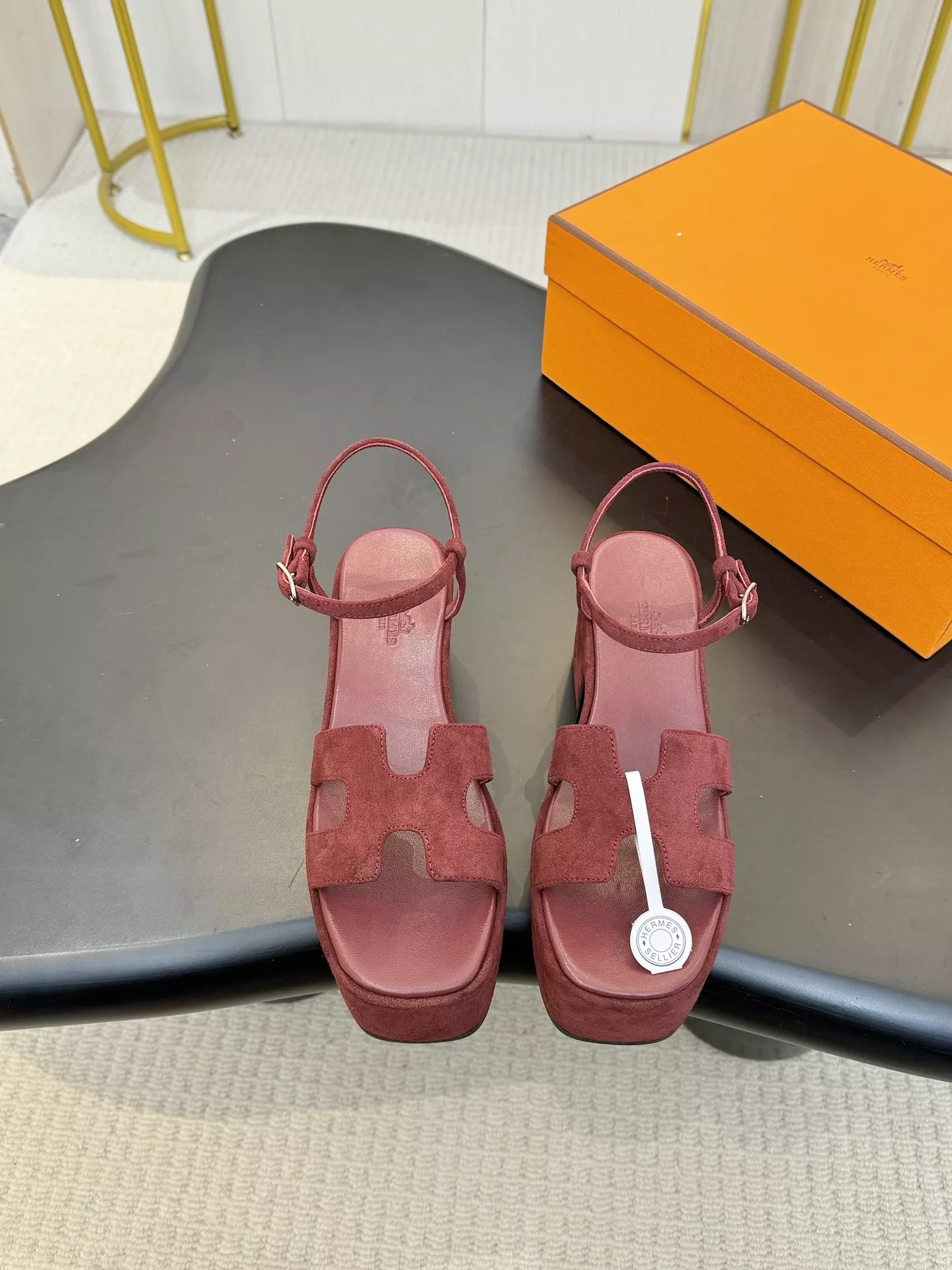 Flexible 368 Hermes Sandal For Women