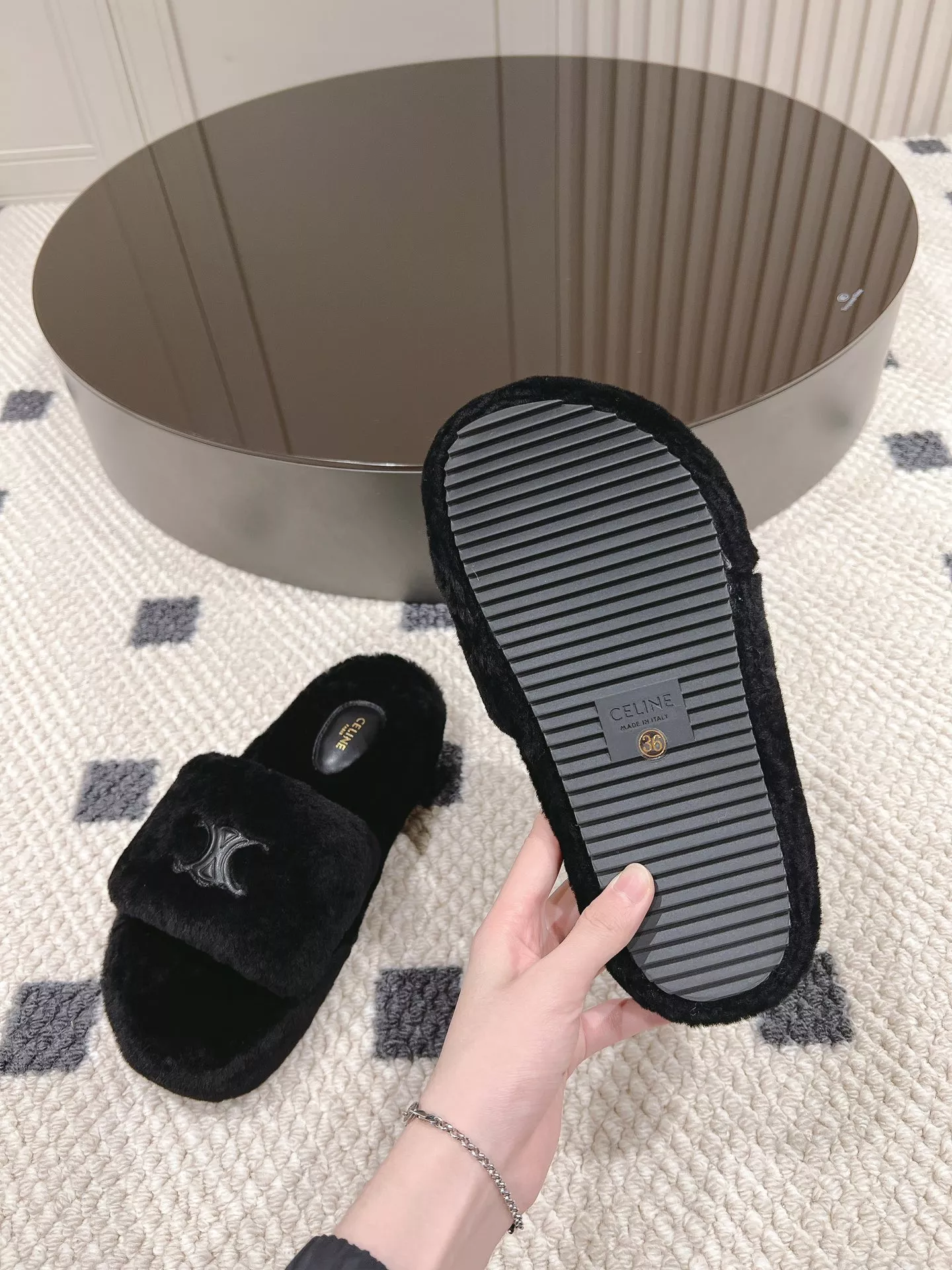 Flexible 3887 Celine Slippers For Women