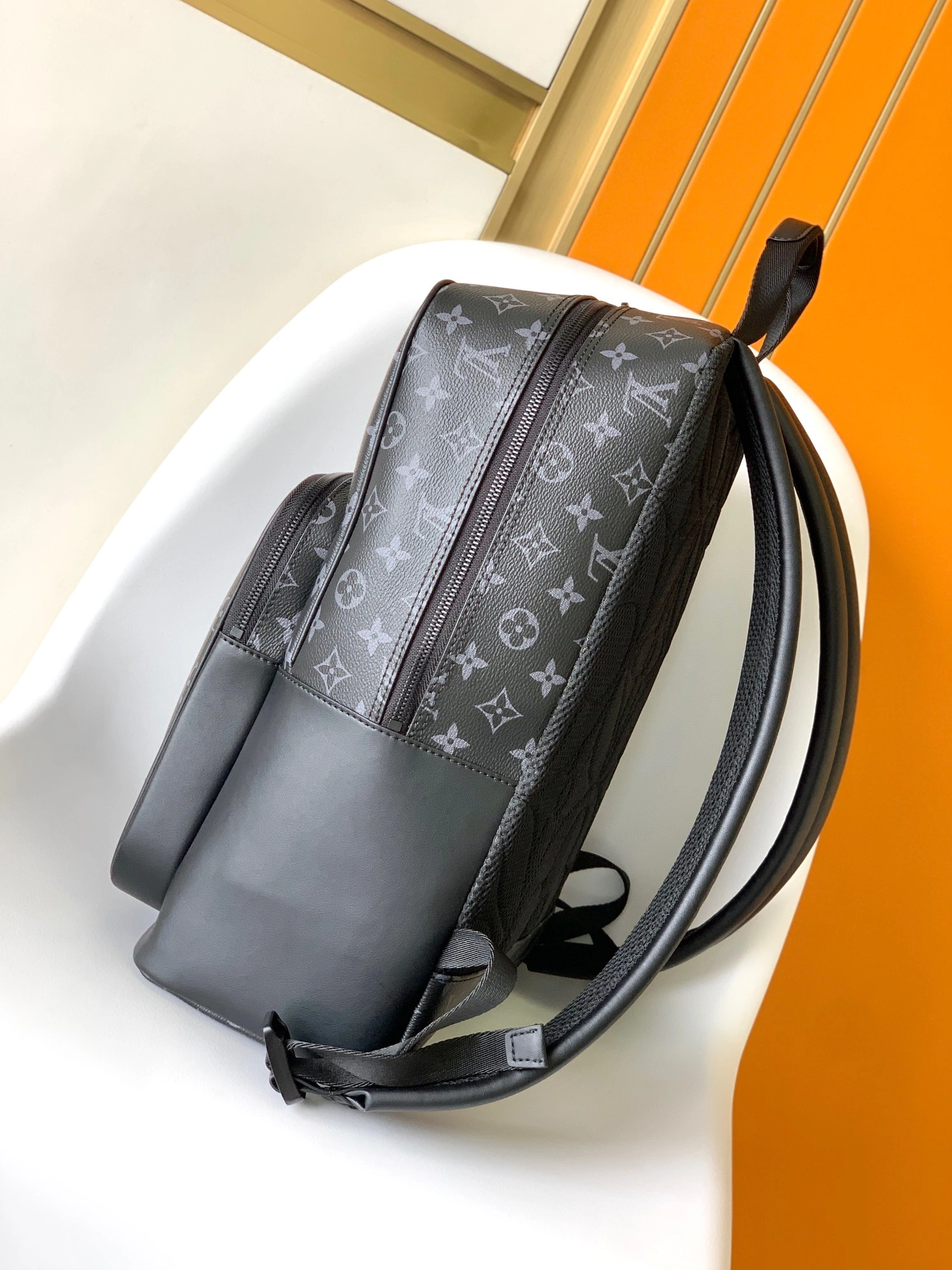 Flexible 4094 Louis Vuitton LV AAA Man Backpacks