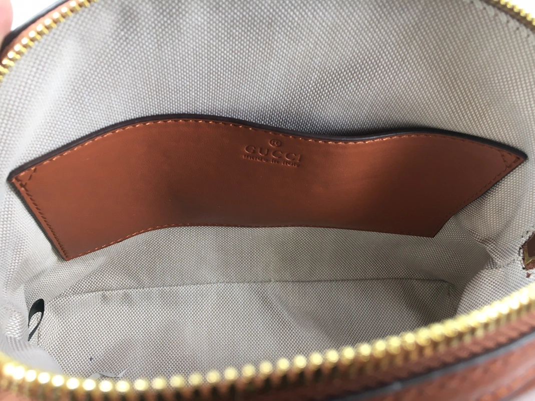 Flexible 4227 Gucci AAA Quality Messenger Bags For Women