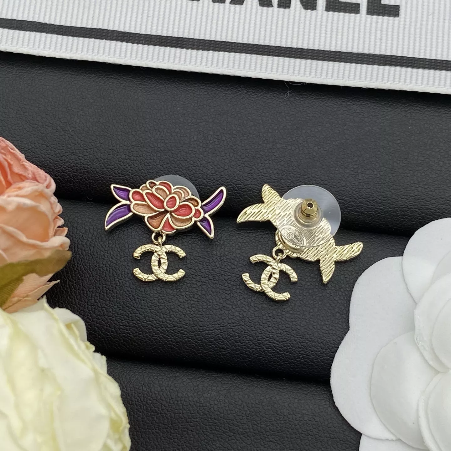 Flexible 4238 Chanel Earrings For Women