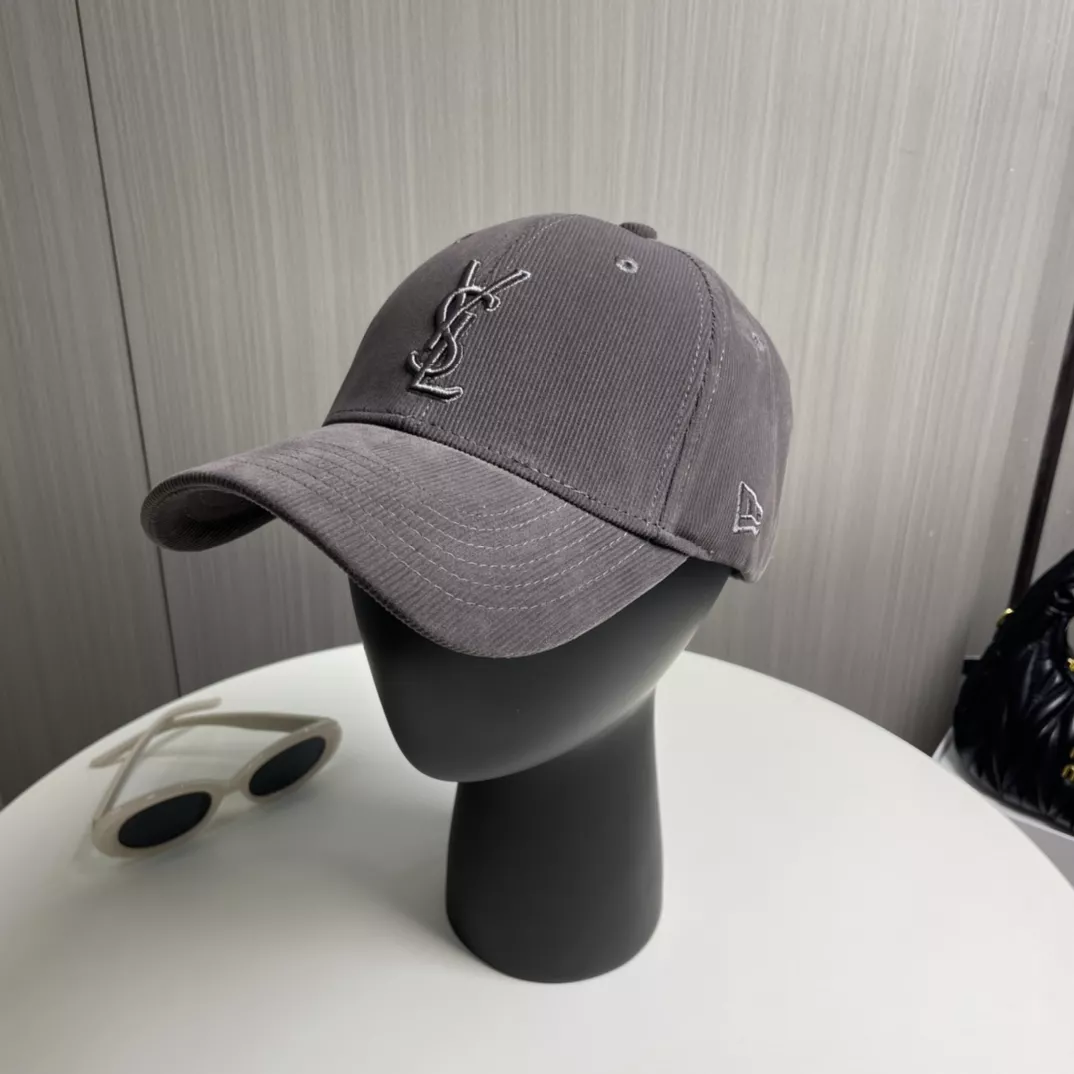 Flexible 4252 Yves Saint Laurent YSL Caps