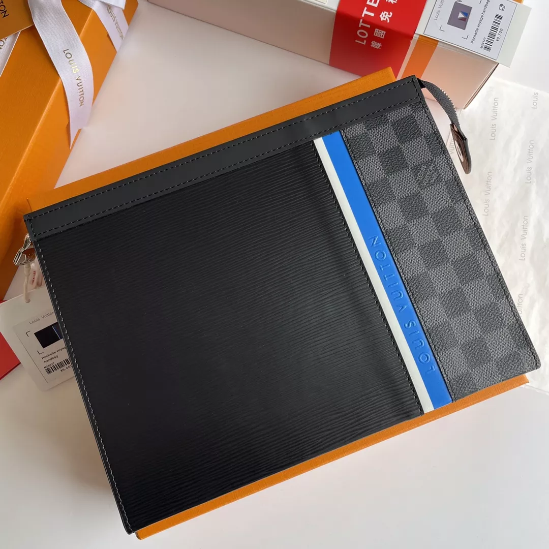 Flexible 4360 Louis Vuitton AAA Quality Wallets