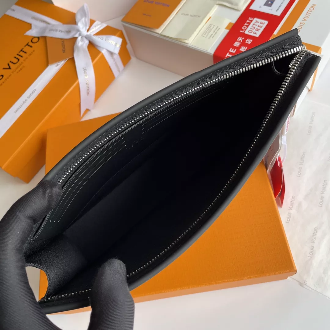 Flexible 4360 Louis Vuitton AAA Quality Wallets