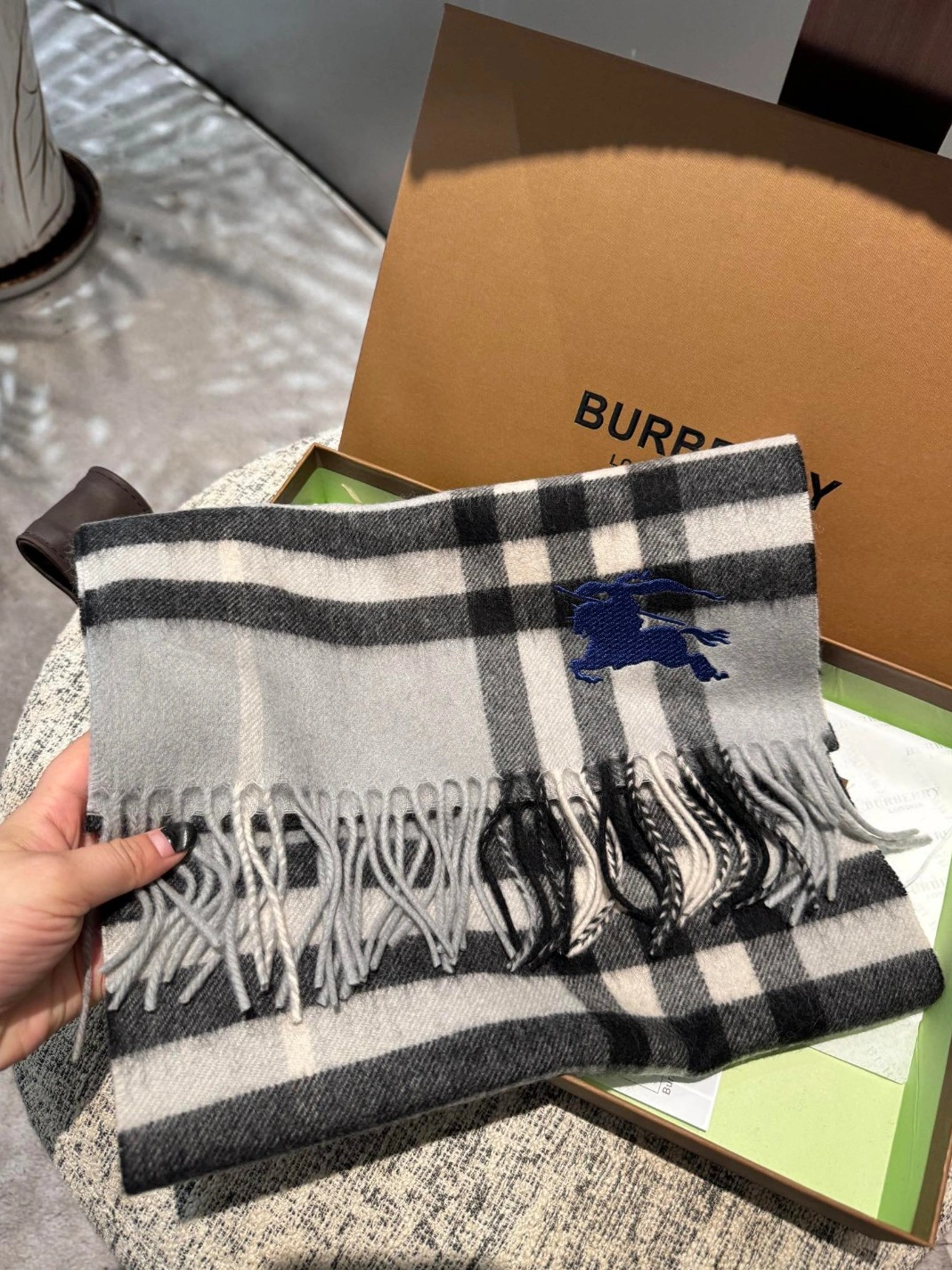 Flexible 4455 Burberry Scarf