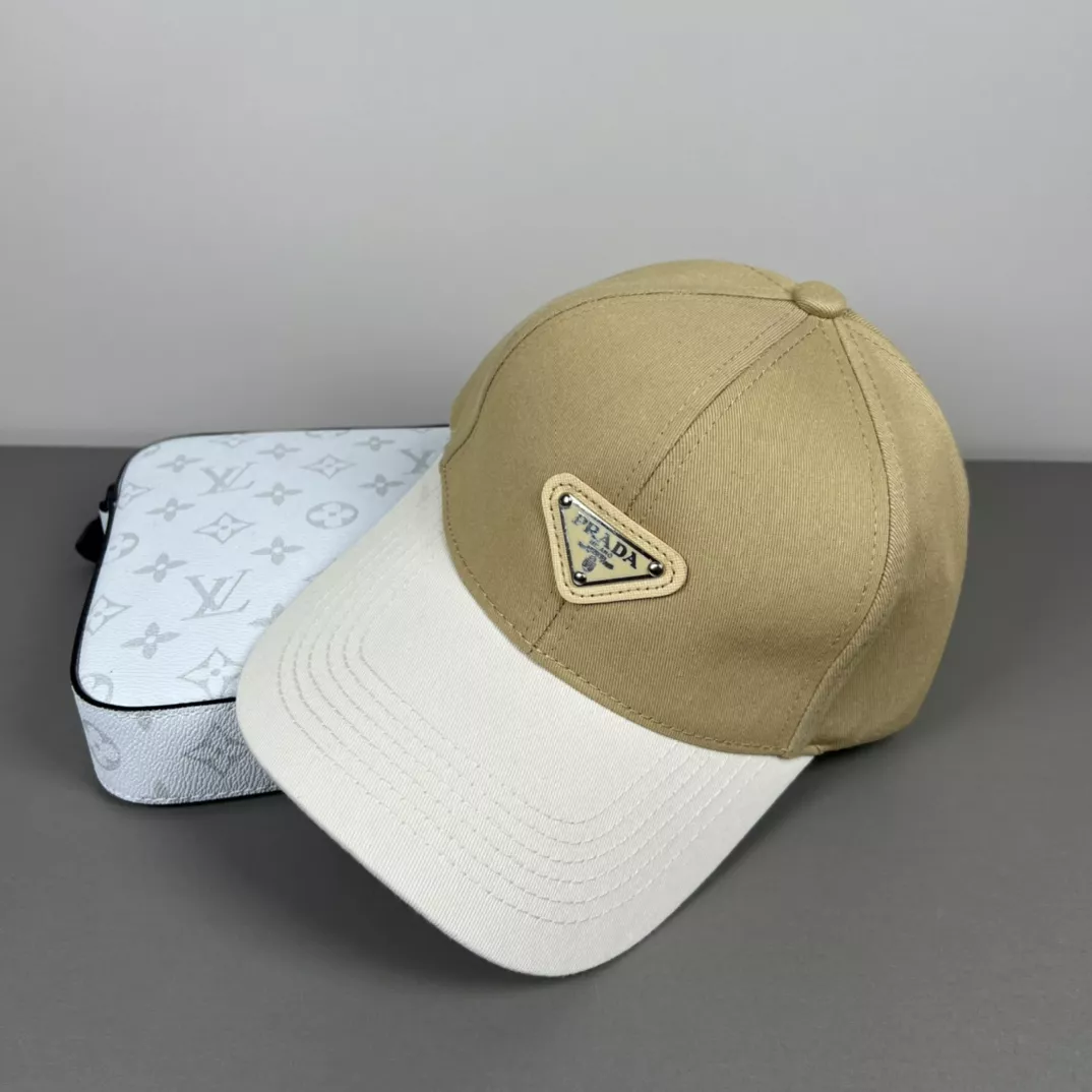 Flexible 4576 Prada Caps