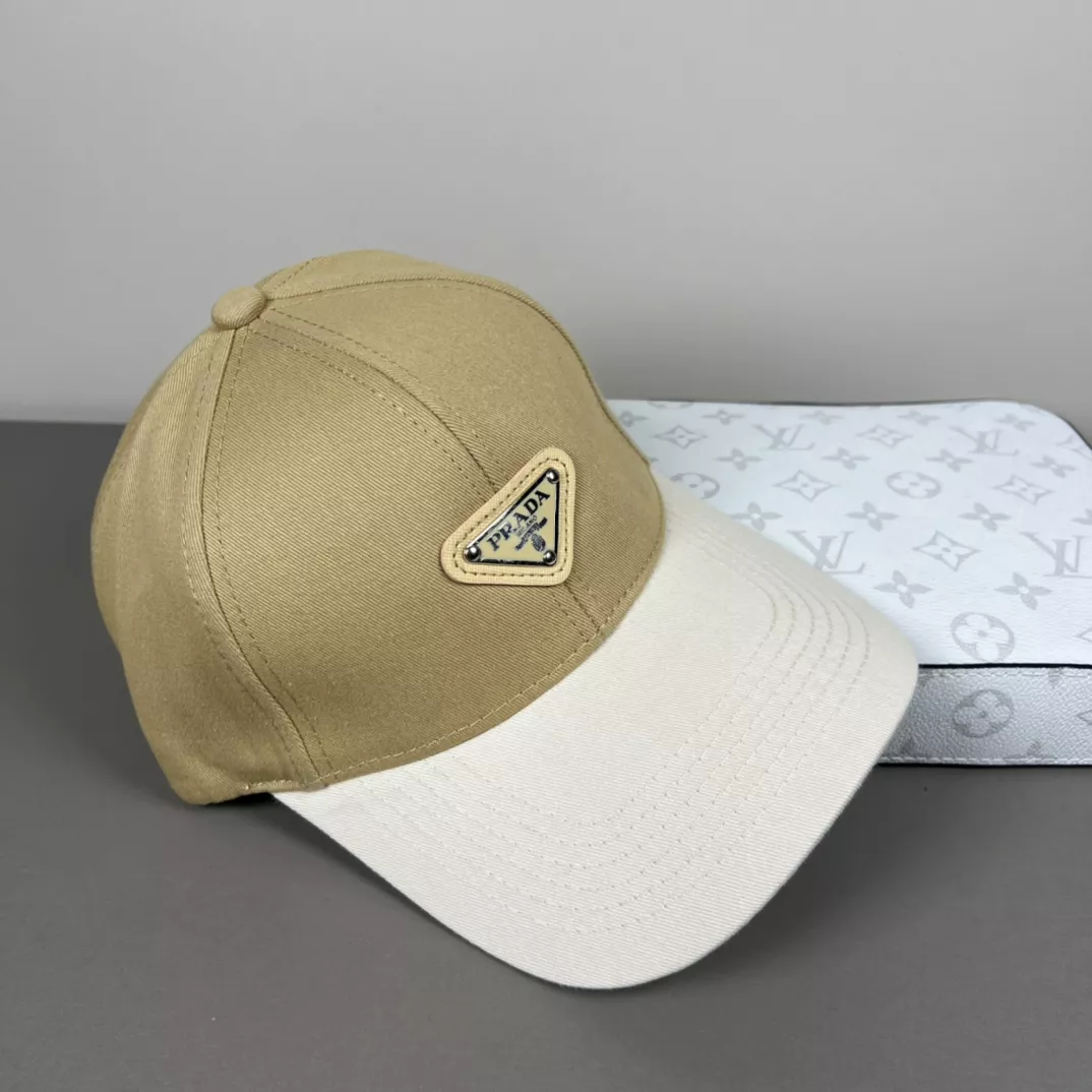 Flexible 4576 Prada Caps