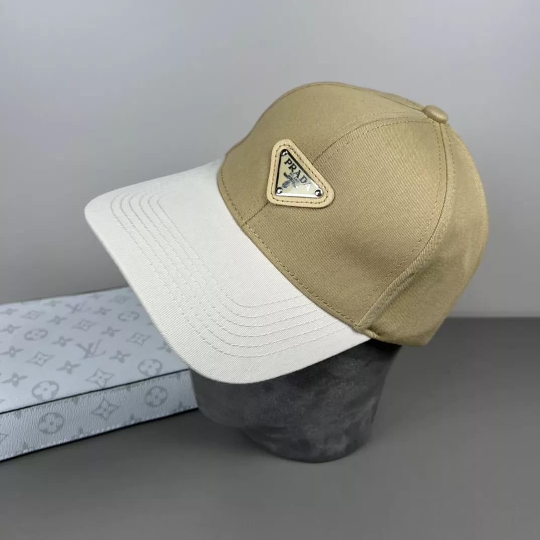 Flexible 4576 Prada Caps