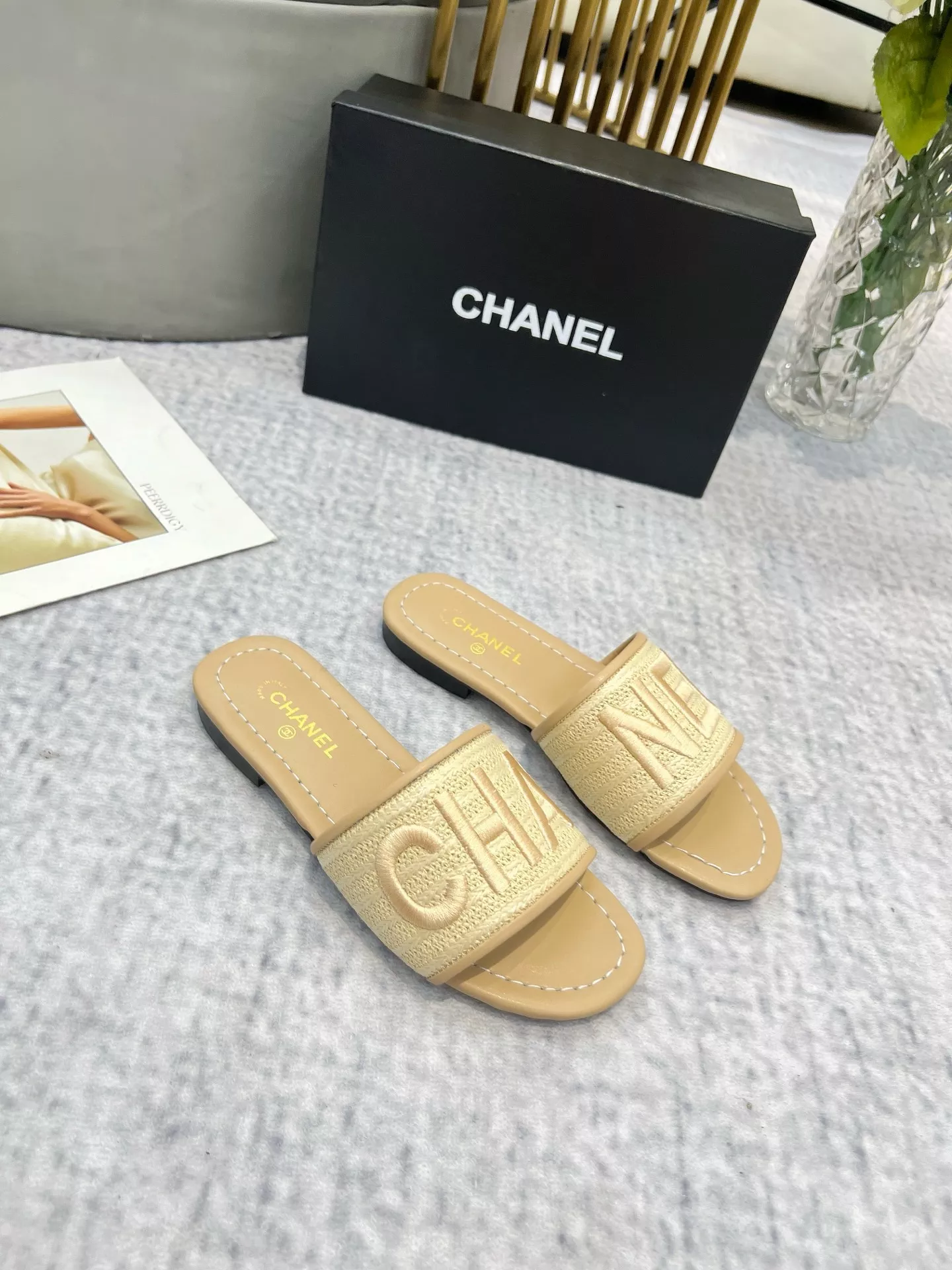 Flexible 4622 Chanel Slippers For Women