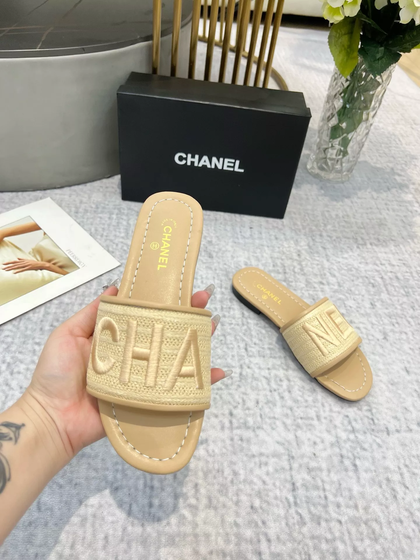 Flexible 4622 Chanel Slippers For Women