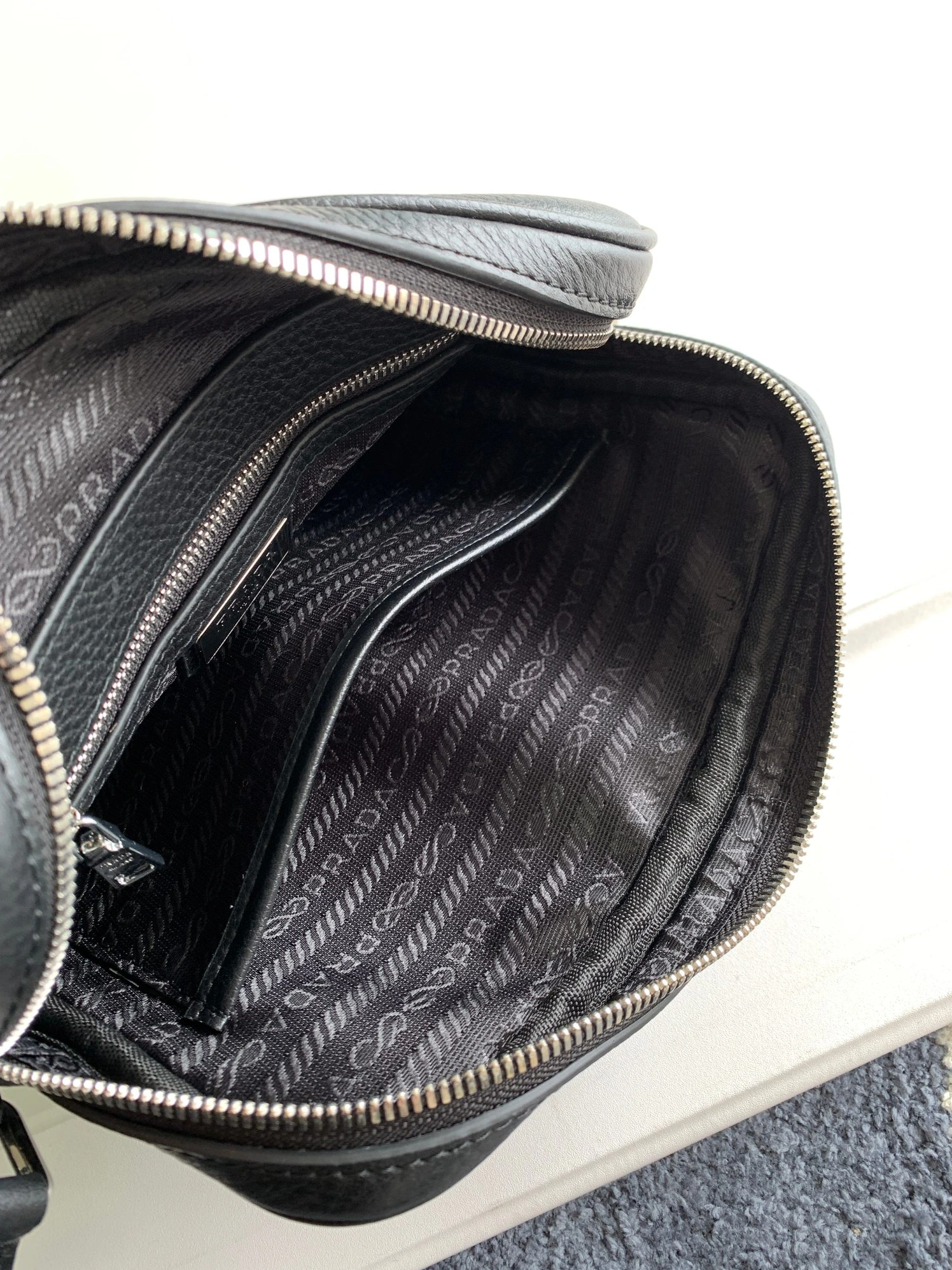 Flexible 4727 Prada AAA Man Messenger Bags