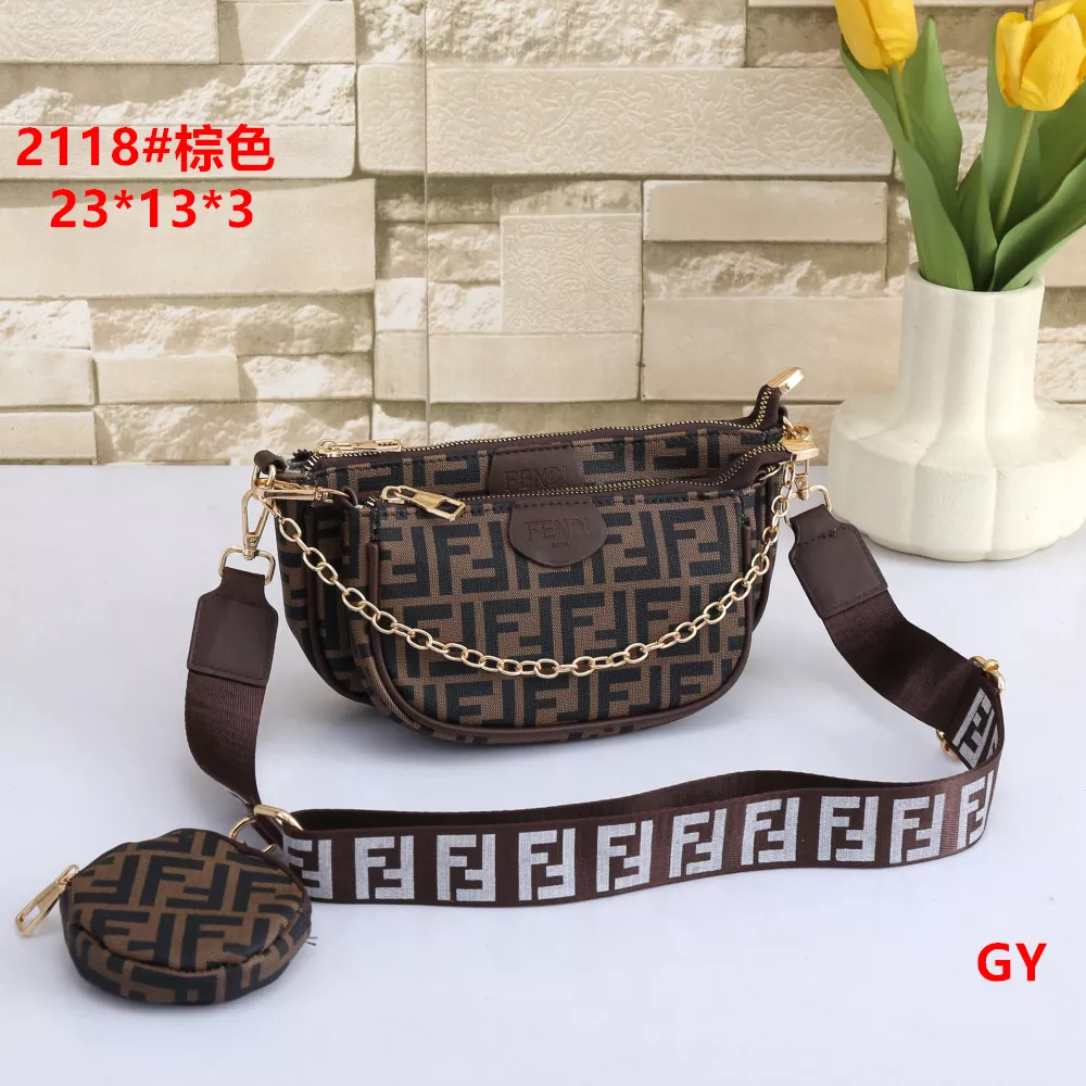 Flexible 4902 Fendi Messenger Bags For Women