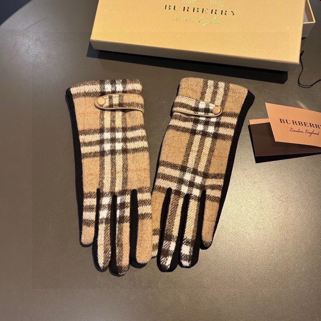 Flexible 5200 Burberry Gloves
