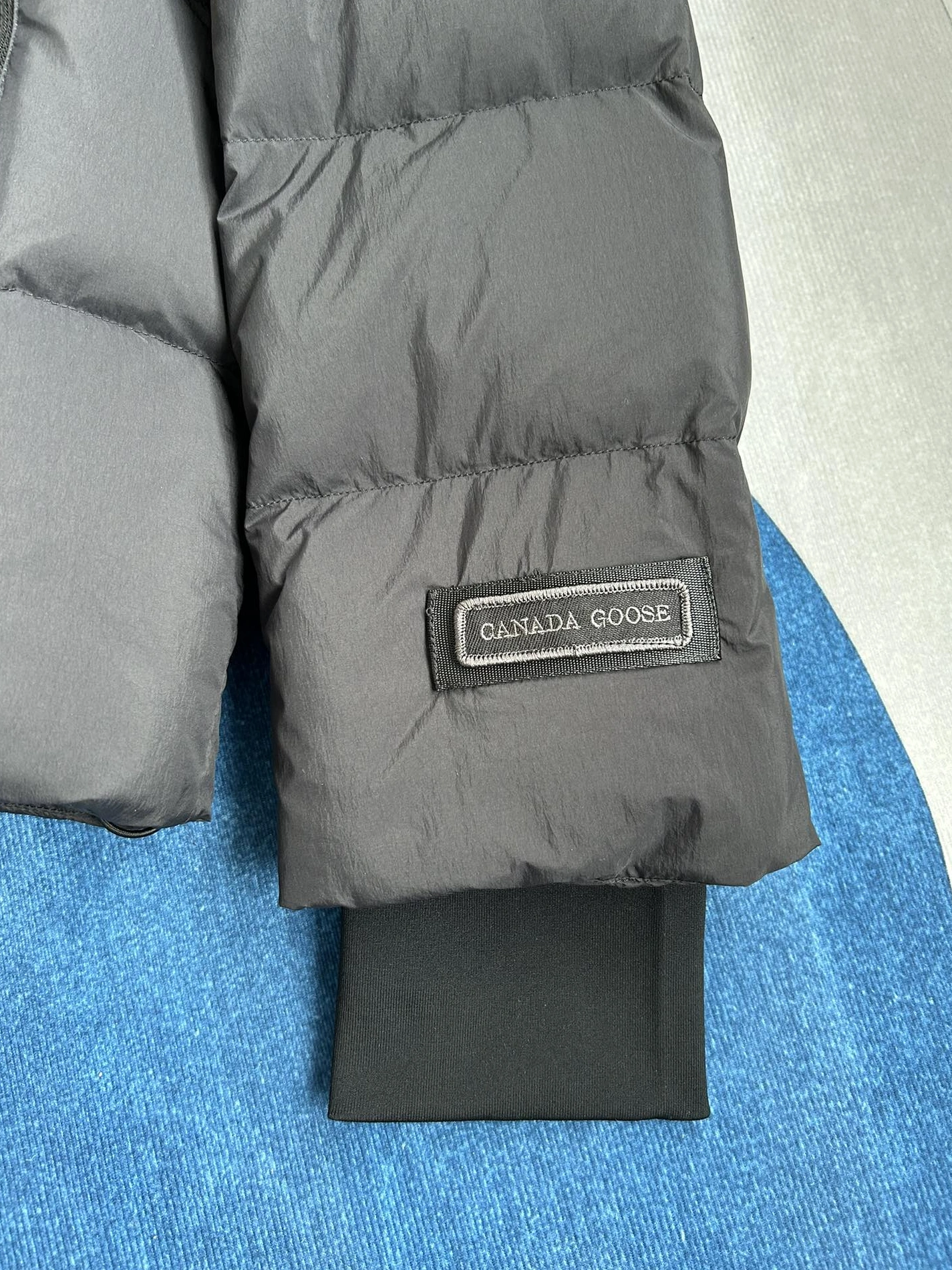 Flexible 5285 Canada Goose Down Feather Coat Long Sleeved For Unisex