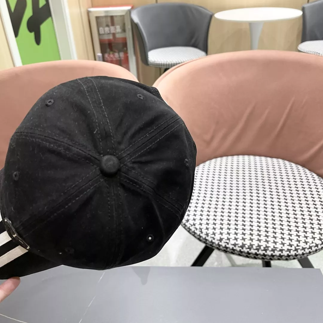 Flexible 5353 Balenciaga Caps