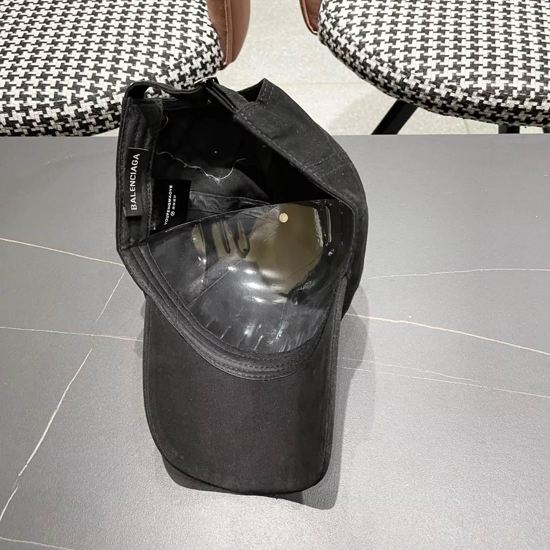 Flexible 5353 Balenciaga Caps
