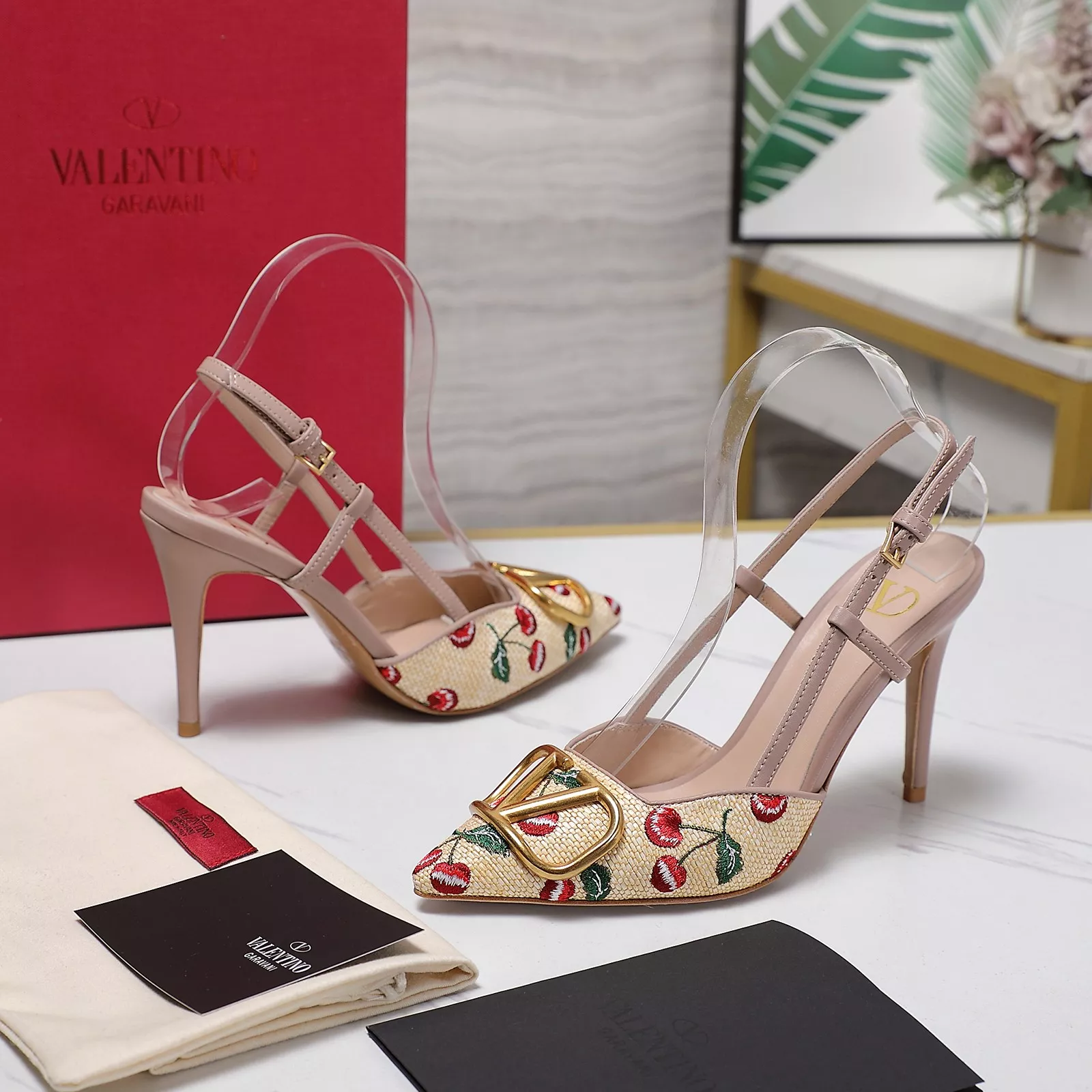Flexible 545 Valentino Sandal For Women