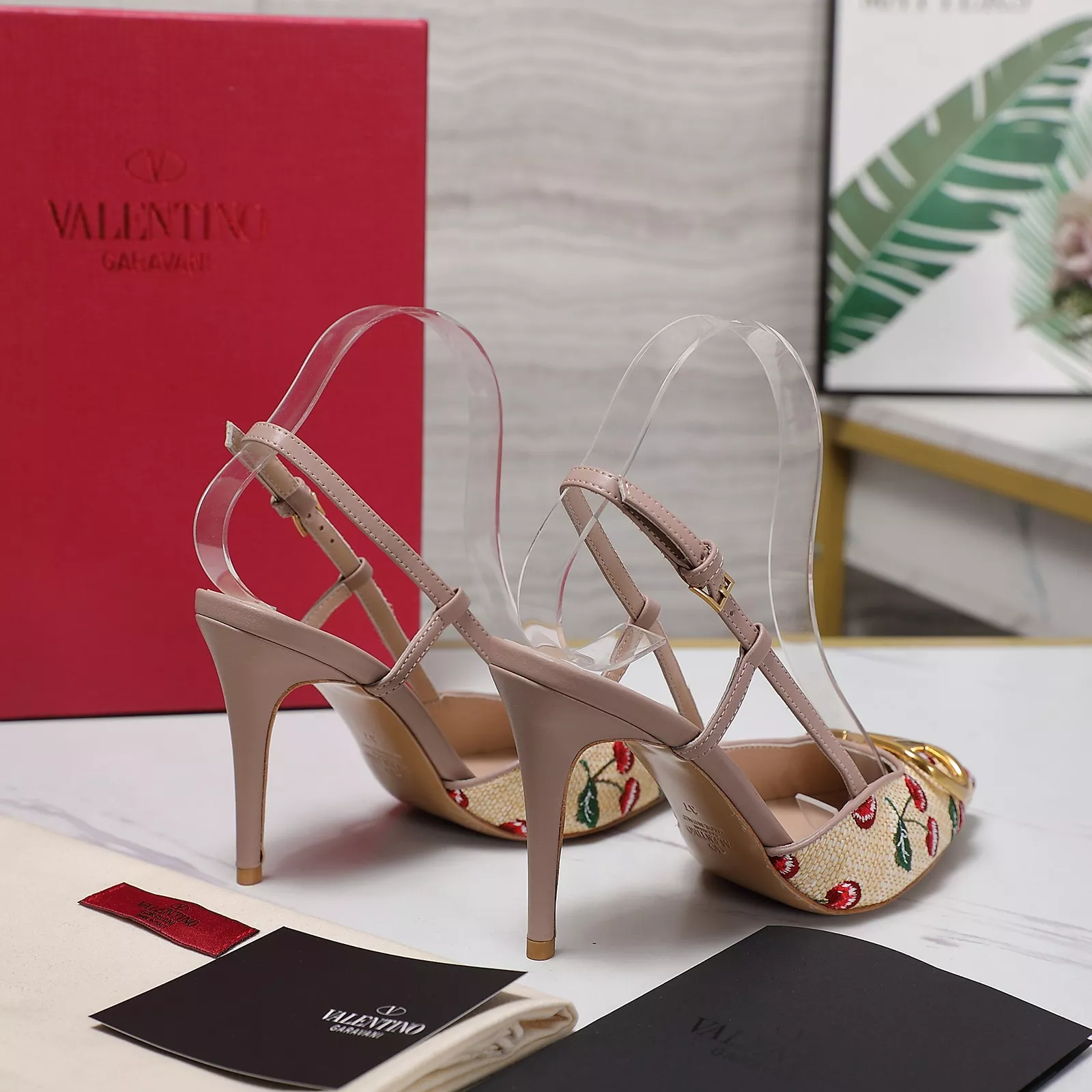 Flexible 545 Valentino Sandal For Women